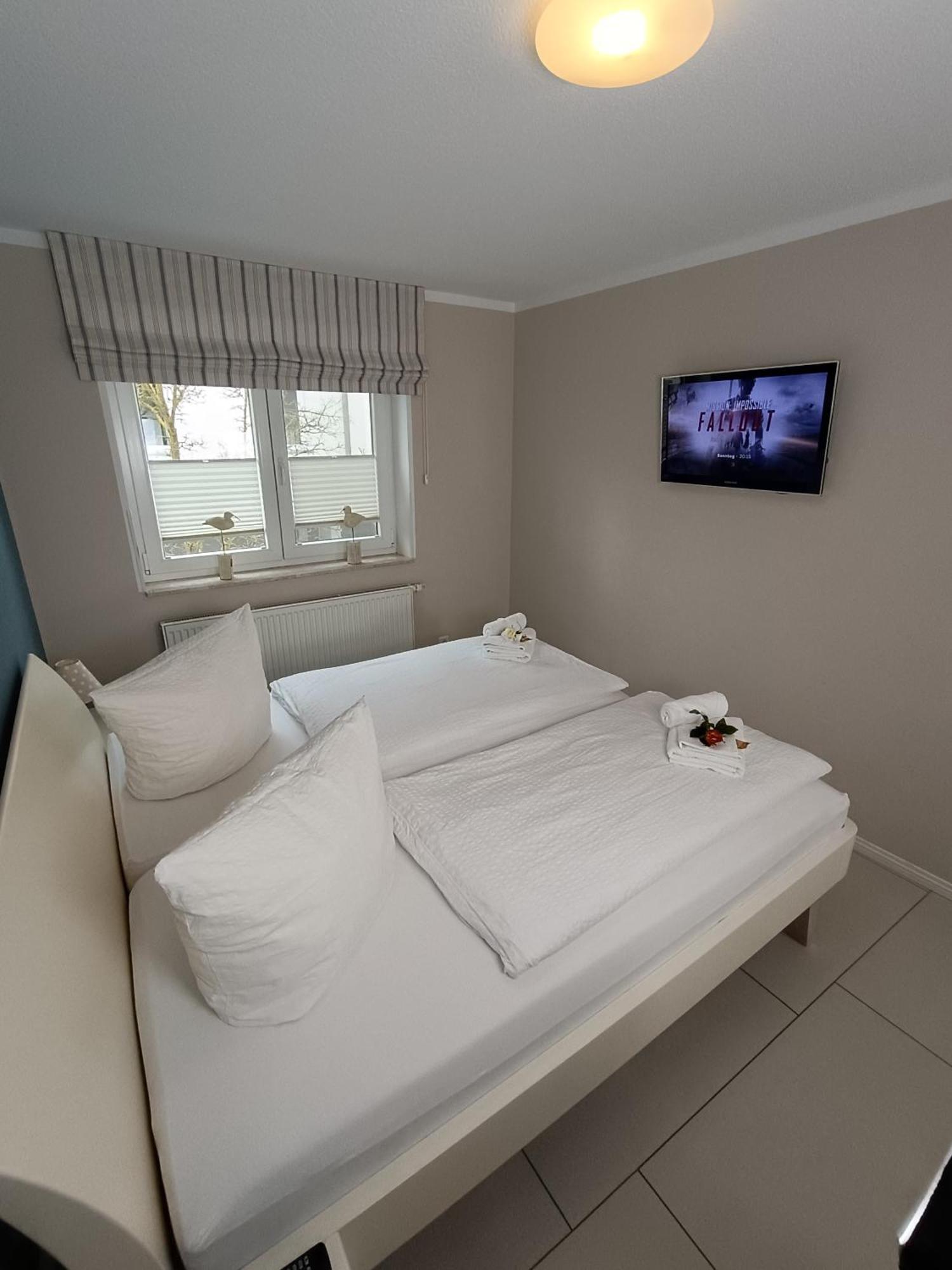 Haus Nemo - Appartement 5, Gemuetliches Appartement Mit Strandkorb, Strandnah 50 M Heringsdorf  Bagian luar foto